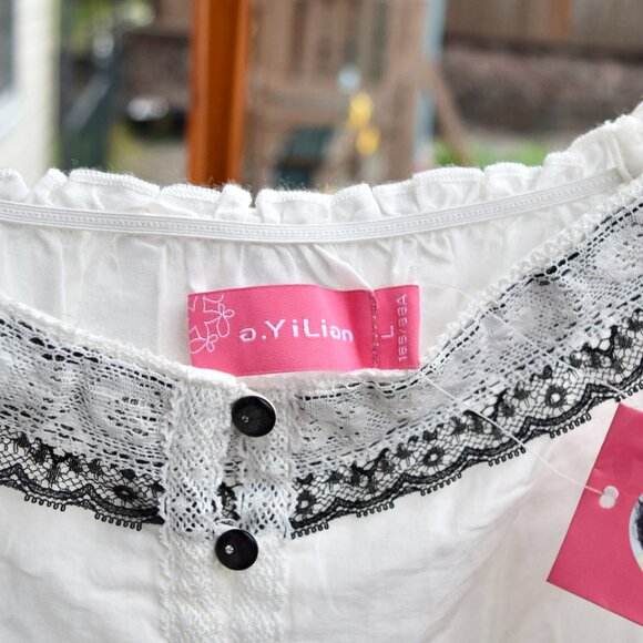 White Black Embroidered Babydoll Sweet Cotton Mini Dress - a. YiLian 阿依蓮 Lolita - Picture 3 of 6